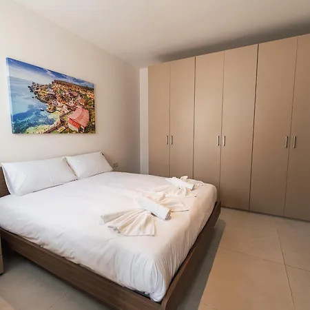 Vista Premium Maltese Hideaway - By Hostmt Lägenhet