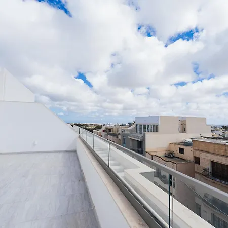 Vista Premium Maltese Hideaway - By Hostmt