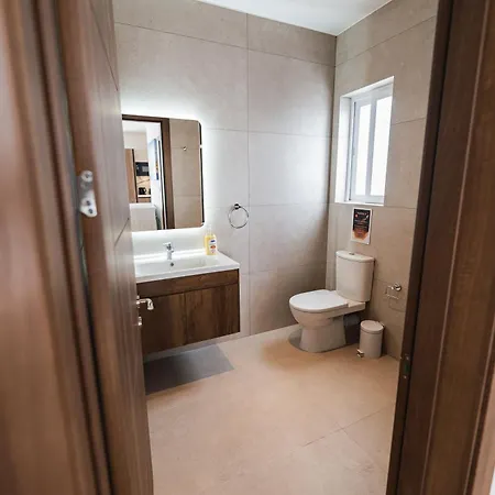 Vista Premium Maltese Hideaway - By Hostmt